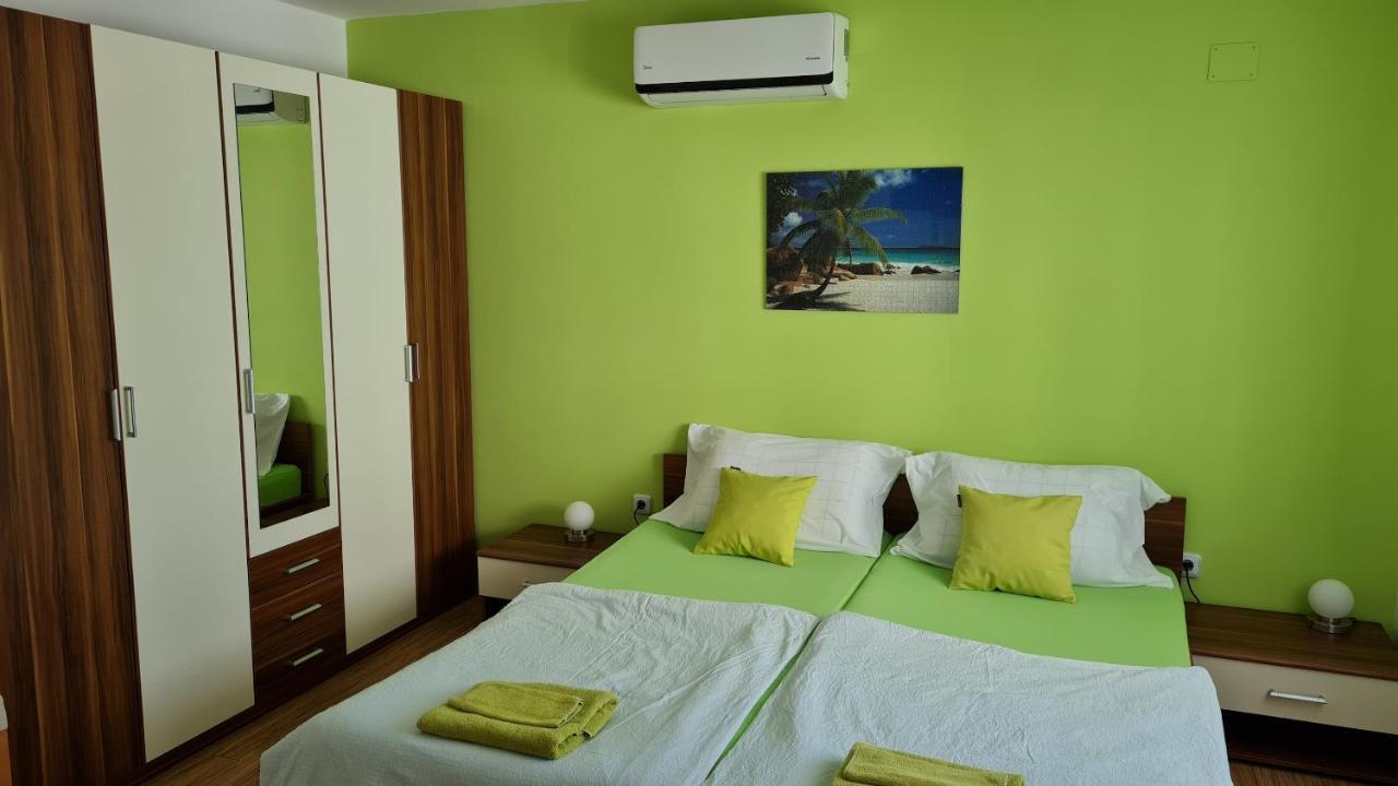 Apartments Kivi Novigrad Istria 部屋 写真