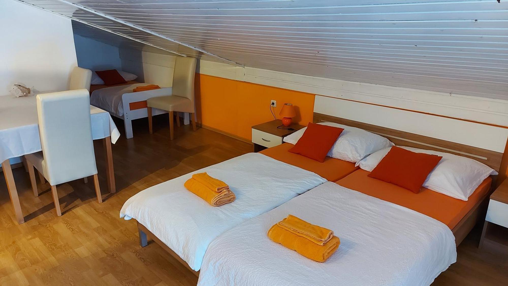 Apartments Kivi Novigrad Istria エクステリア 写真
