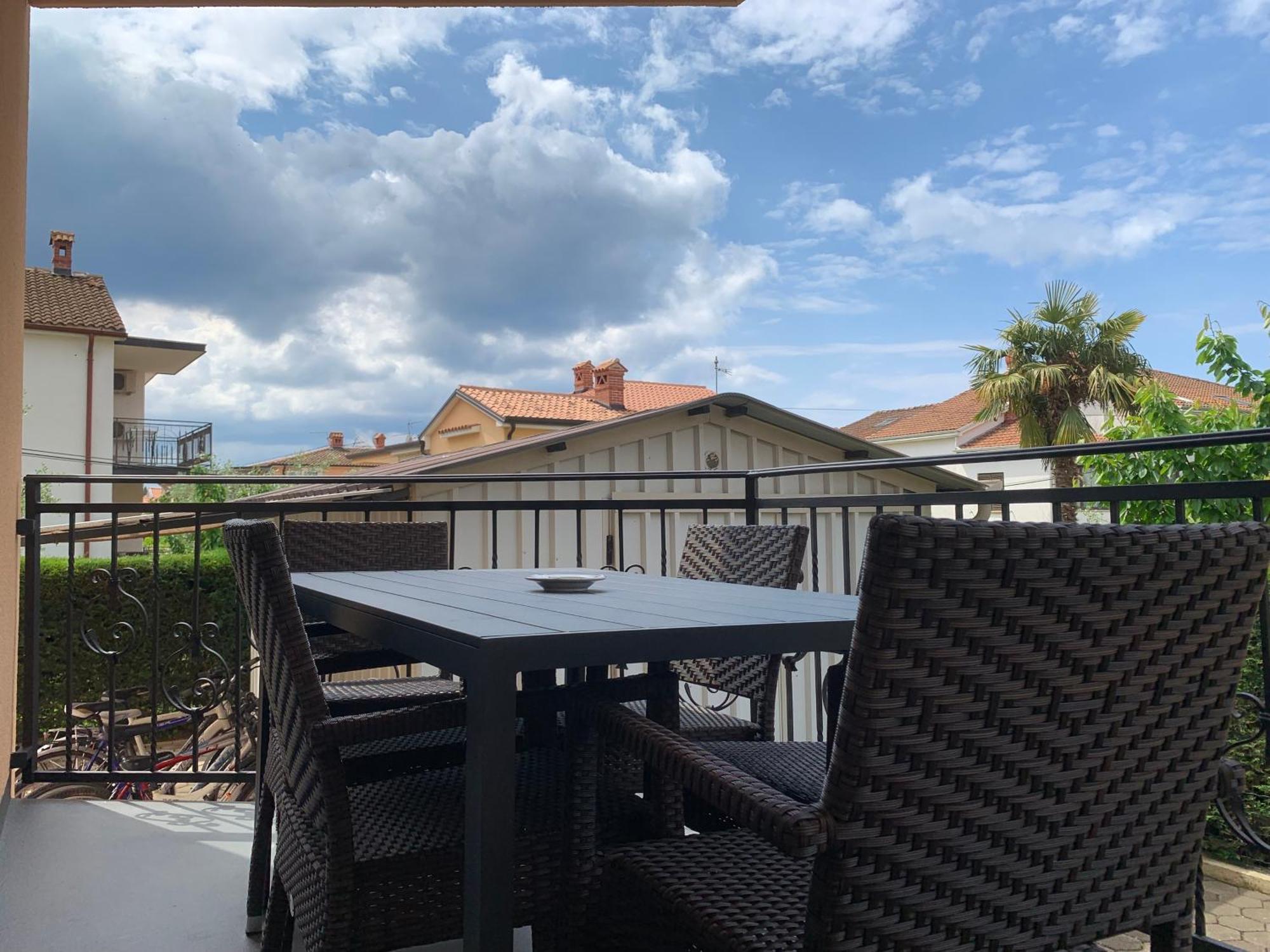 Apartments Kivi Novigrad Istria エクステリア 写真